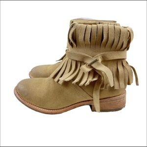 Women’s Matisse Brown Suede Fringe Western Boots 7 US!